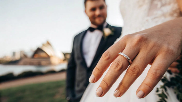 Which Hand Is Wedding Ring In Australia