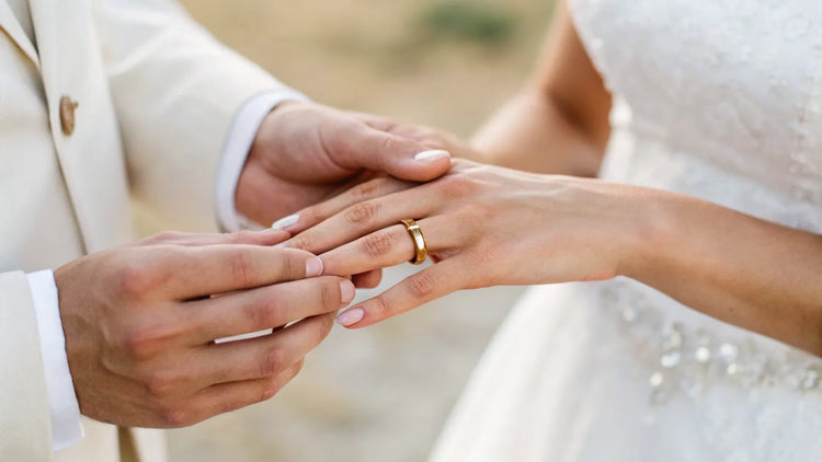 When to Take Your Wedding Ring Off
