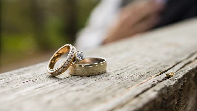How Should a Men's Wedding Ring Fit