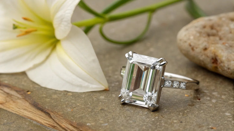Understanding the Size of a 1 Carat Emerald Cut Diamond: A Comprehensive Guide