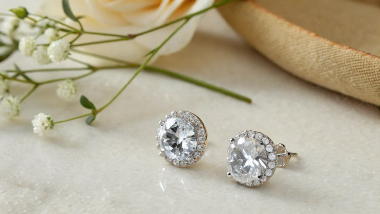 The Ultimate Guide to What to Look for When Buying Diamond Earrings
