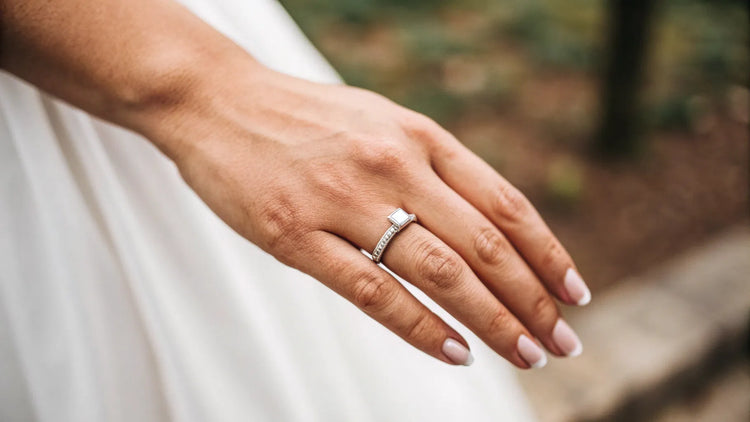 Do You Wear Wedding Ring On Left Or Right