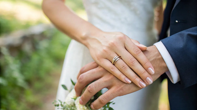 Where Are You Supposed To Wear Your Wedding Ring