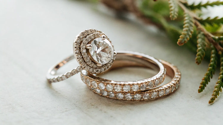 Are Halo Rings Out Of Style?