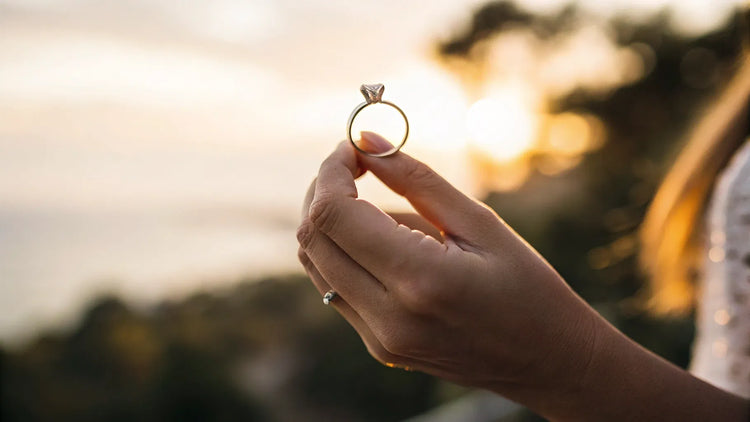 The Meaningful Journey of Promise Rings: Where Should I Wear a Promise Ring?