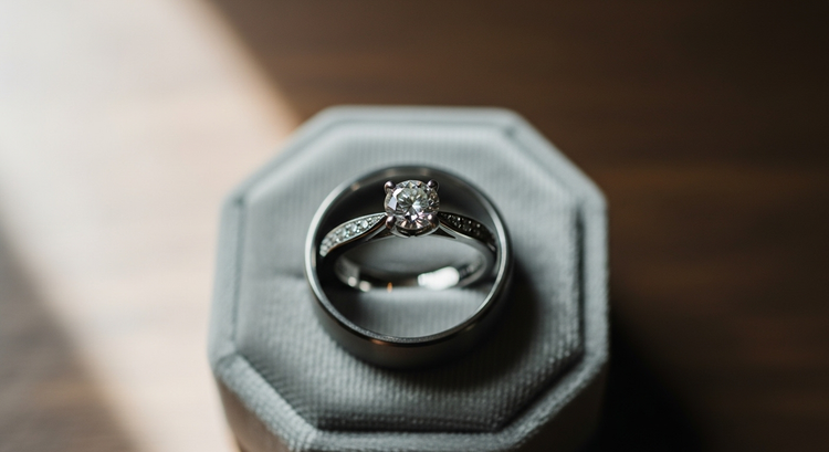 How Wedding Rings Work: Tradition, Design and Care