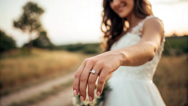 Which Hand Is a Woman's Wedding Ring On