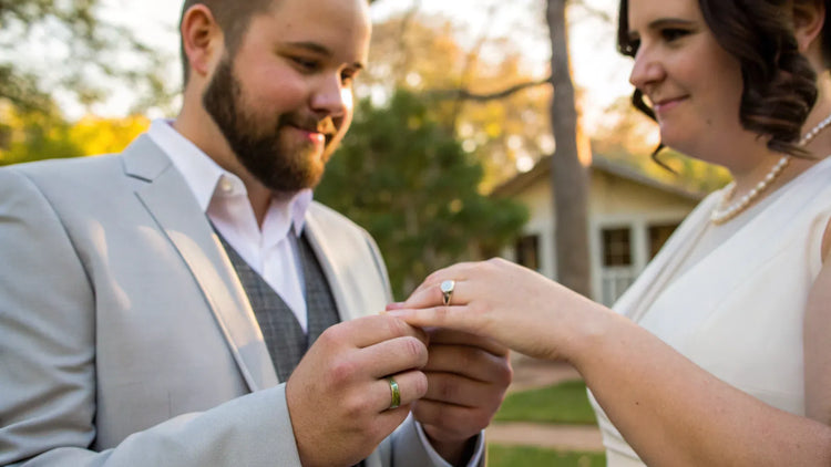 Do Men Wear Wedding Rings Before Marriage?