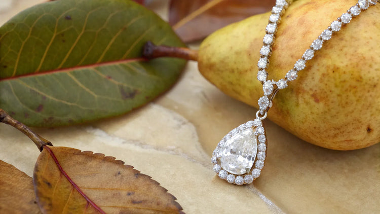 The Ultimate Guide on How to Wear a Pear Diamond: Style Tips and Insights