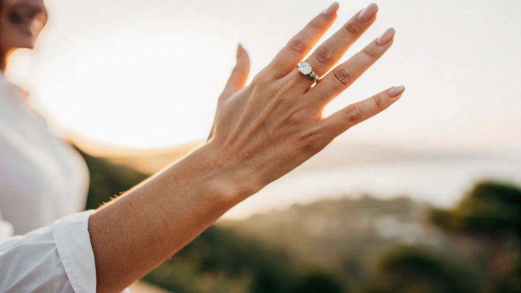 What Finger Do U Put Your Wedding Ring On