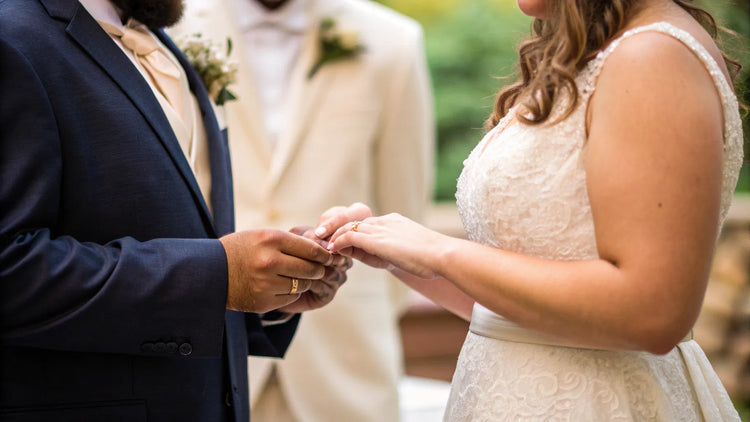 What to Say When Giving Rings at Wedding
