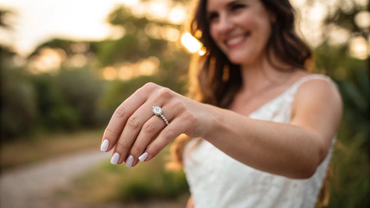 What Hand Is Wedding Ring On Woman