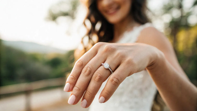 What Finger Is the Wedding Ring Finger for a Woman