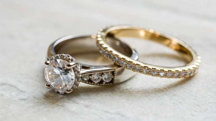 What Comes First Wedding Or Engagement Ring