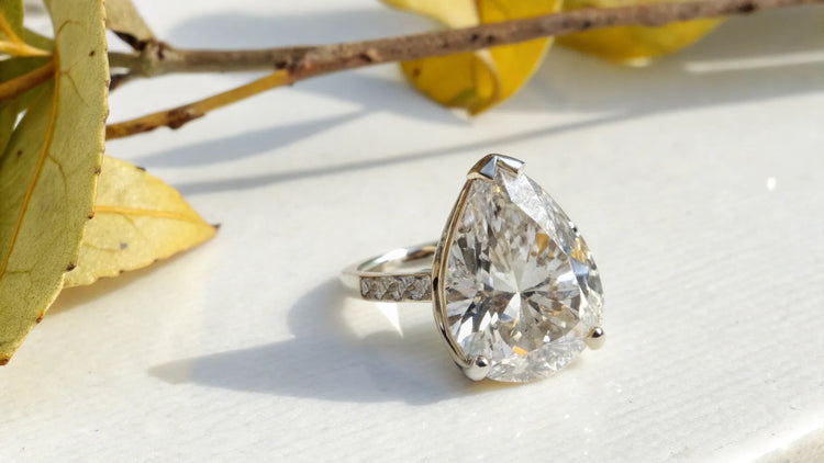 How Big is a 1 Carat Pear Shaped Diamond? Understanding Size, Style, and Selection