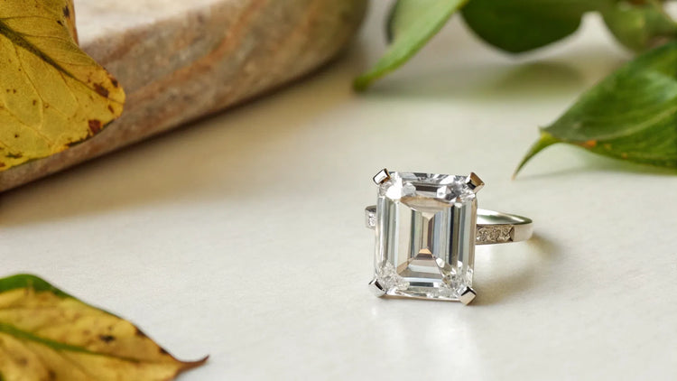 How Big is a 2.5 Carat Emerald Cut Diamond? A Comprehensive Guide to Size, Style, and Ethical Choices