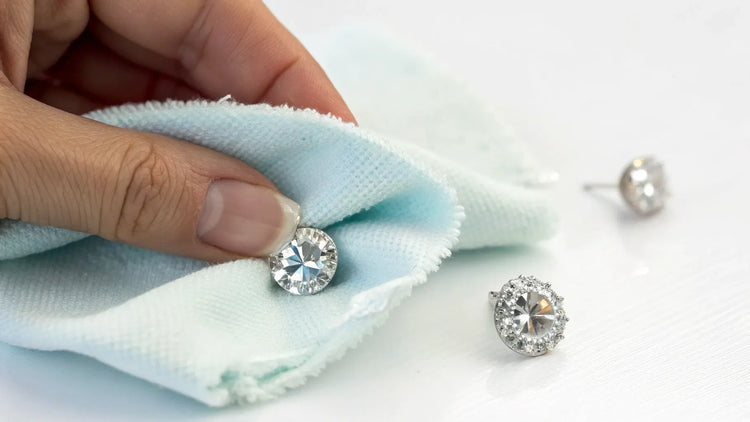Can I Clean My Diamond Earrings with Alcohol? A Comprehensive Guide to Caring for Your Precious Jewelry