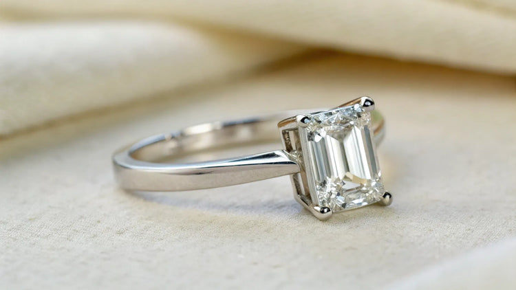 What Does a 1 Carat Emerald Cut Diamond Look Like? Understanding the Beauty and Craftsmanship