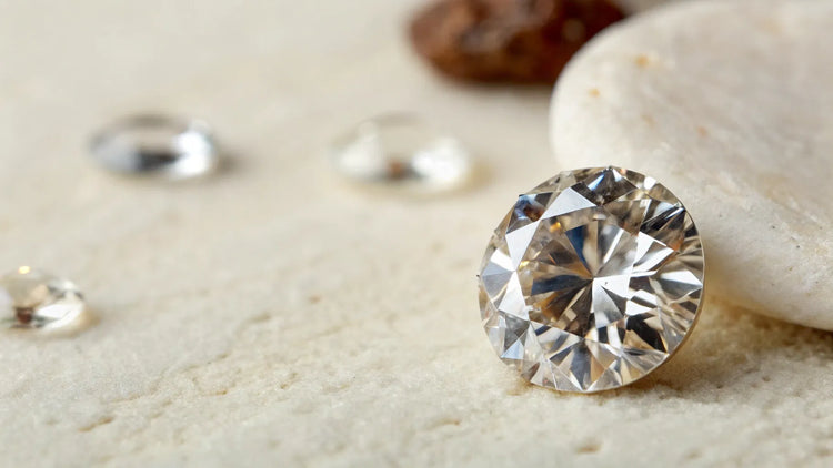 How Wide is a 1 Carat Round Diamond? Understanding Size, Shape, and Selection