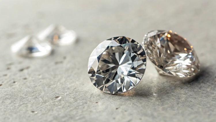 What Is the Difference Between Natural Diamonds and Lab Diamonds?