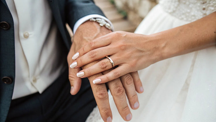 Does the Wedding Ring Go on Left Hand?