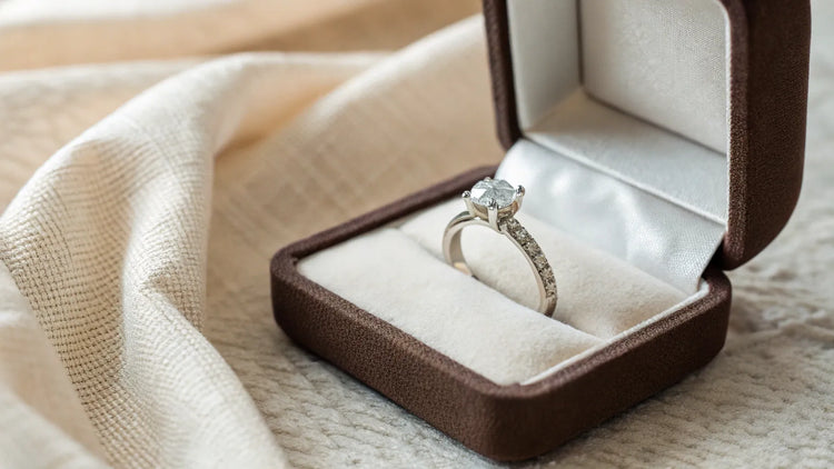 What's the Point in a Promise Ring? Understanding Commitment Through Jewelry
