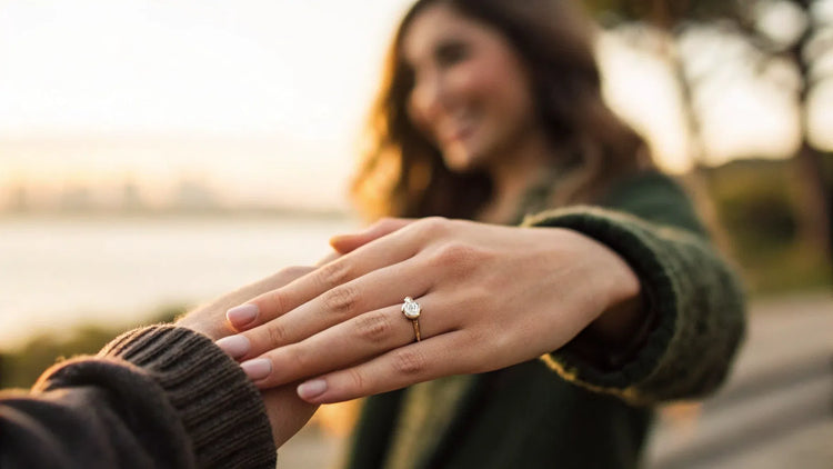 Where Do You Wear the Promise Ring? A Comprehensive Guide to Symbolism and Placement