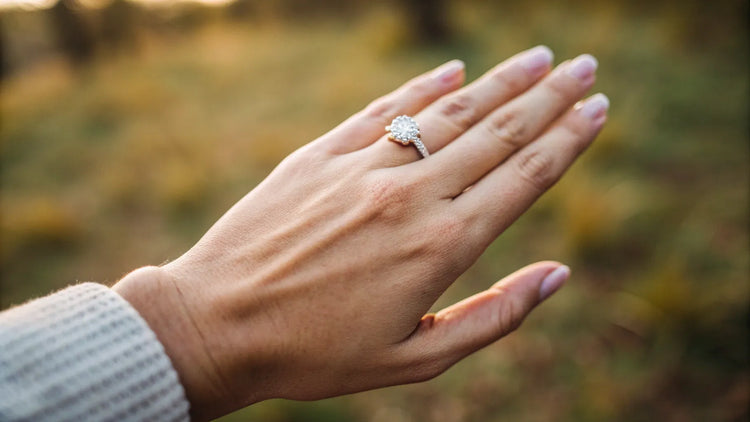 What Finger Do You Put the Promise Ring On? Understanding Placement, Symbolism, and Style