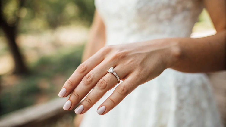 Which Hand Do You Put Your Wedding Ring On