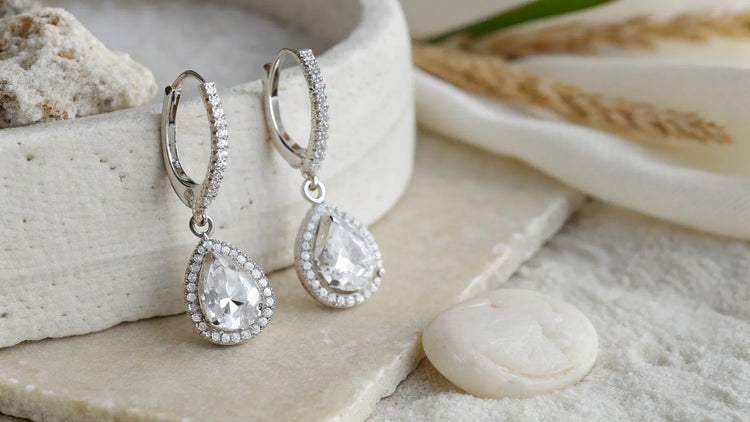 Do White Gold Earrings Tarnish? A Comprehensive Guide to Care and Maintenance