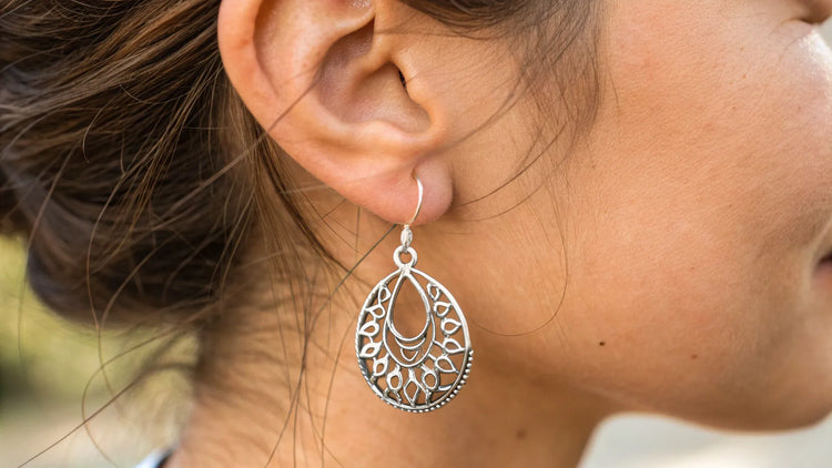 Do Sterling Silver Earrings Hurt Your Ears? Understanding the Comfort of Jewelry for Sensitive Skin