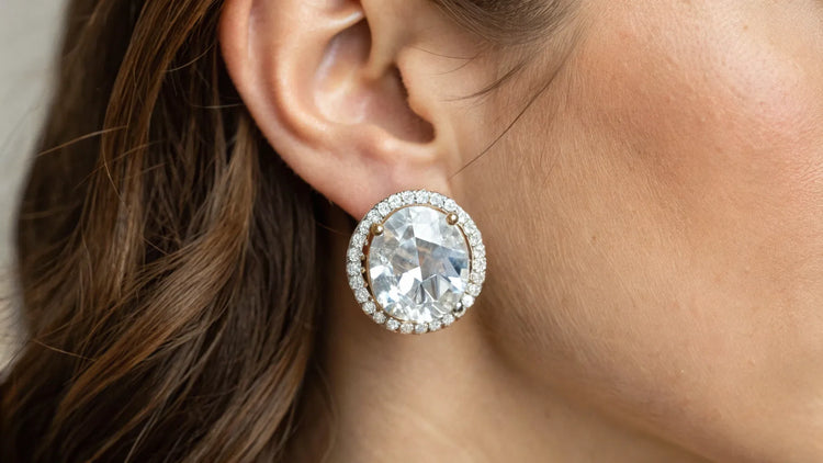 How Big is a 25 Carat Diamond Earring? Understanding Size, Style, and Sustainability