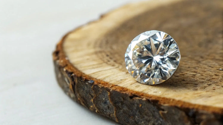 How Many Carats is a 5mm Round Diamond? Understanding Size and Weight in the World of Diamonds