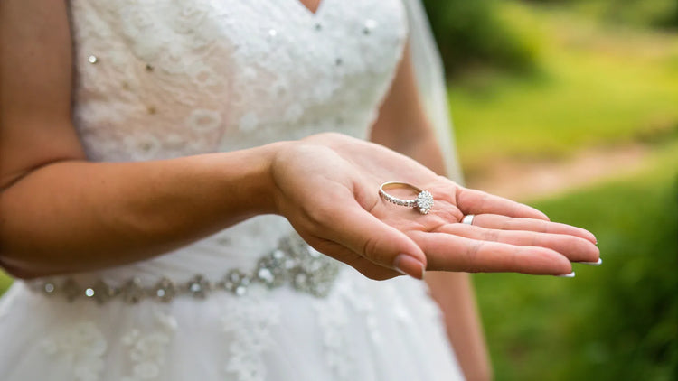 Should You Wear Your Engagement Ring on Your Wedding Day