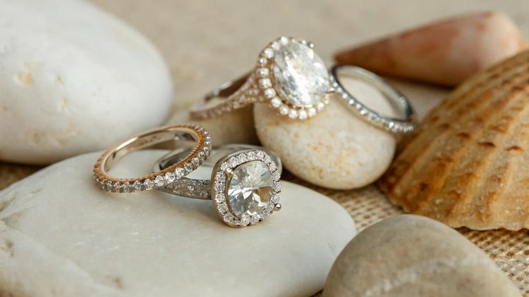 Are Engagement Ring Sizes Different? Understanding the Nuances of Sizing and Customization