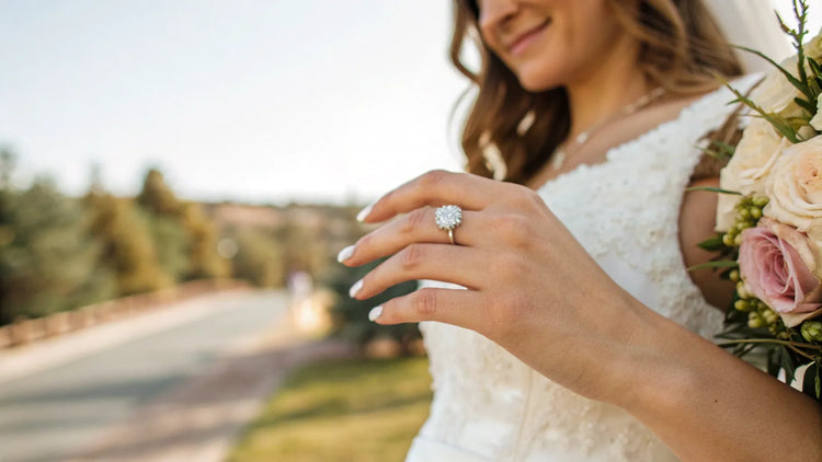 Where Do Women Wear Wedding Ring