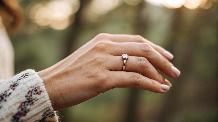 What Finger Does Your Promise Ring Go On? Understanding the Symbolism and Placement