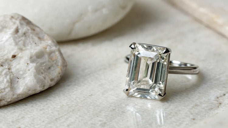 How Much is an Emerald Cut Diamond? A Comprehensive Guide to Pricing, Quality, and Choices