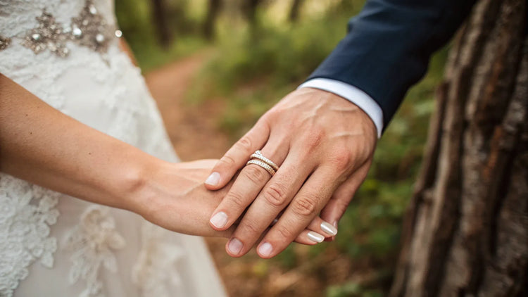 Which Side Does a Wedding Ring Go On?