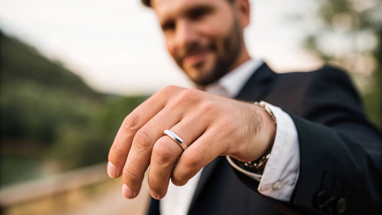 Do Guys Wear Wedding Ring On Right Hand