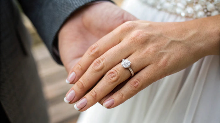 Do You Wear Engagement Ring And Wedding Ring