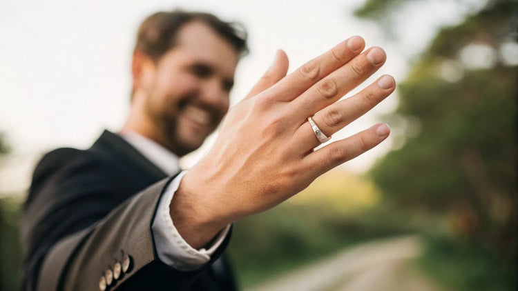 Which Hand Does a Wedding Ring Go On Men
