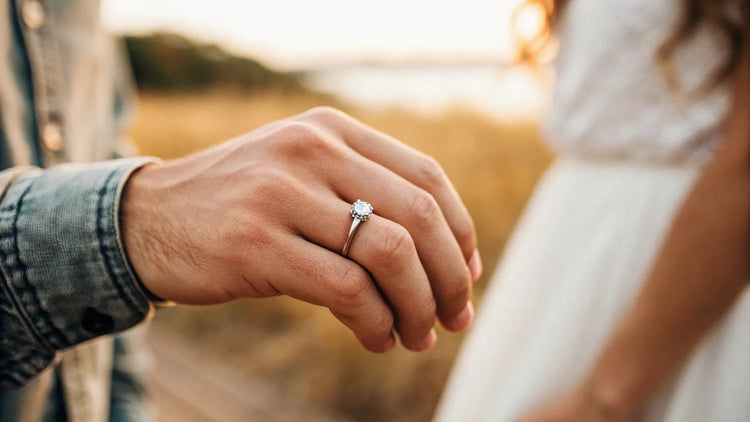 Where Do You Wear a Promise Ring from Your Boyfriend? A Comprehensive Guide