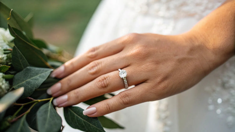 Can I Wear My Wedding Ring On My Right Hand?