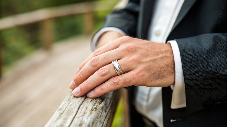 What Hand Do Men Wear Wedding Rings On