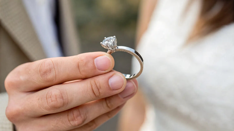 What's the Difference in Engagement Ring and Wedding Ring