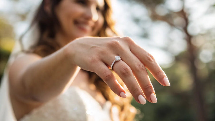 What Finger Does A Woman Wear A Wedding Ring On