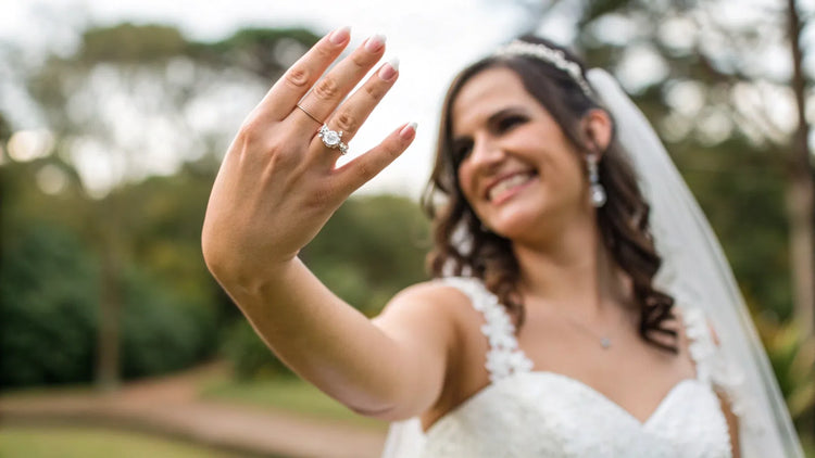 Do You Get a New Ring on Your Wedding Day?