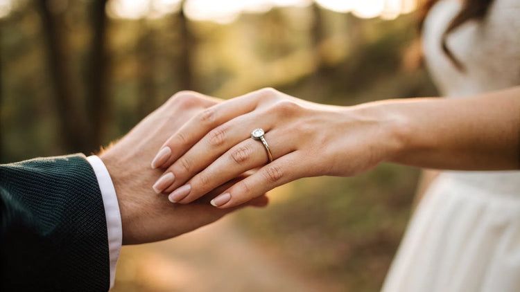 The Meaning Behind Promise Rings: Which Finger Should You Wear Yours On?