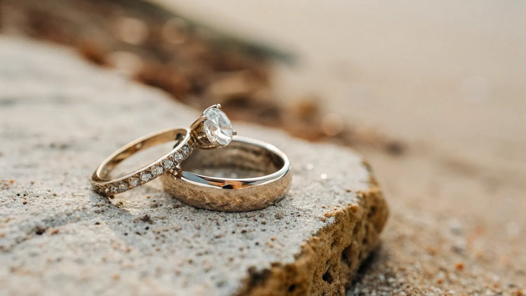 Does The Wedding Band Go Over The Engagement Ring